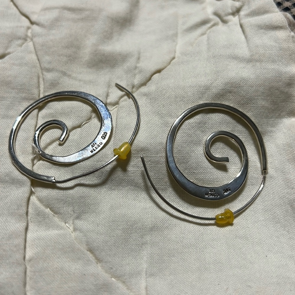 ATI Mexico 925 Sterling Silver Hammered Spiral Hoop Earrings